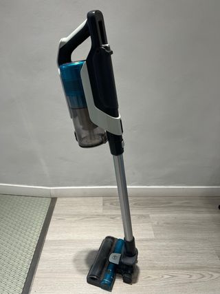 Aspiradora portatil marca  HOOVER modelo HF 9