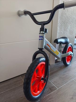 bicicleta sin pedales Chicco Cross 