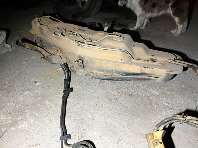 DEPOSITO combustible MONTERO V60