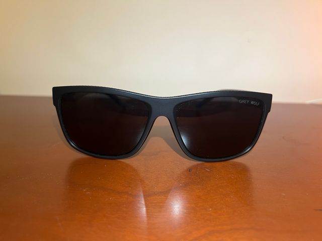 Occhiali da sole polarizzati