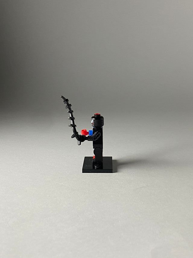 Spiderman half red half black - Figurine Type Leg 