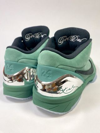 Nike Kobe 4 Protro Girl Dad - 44 EU