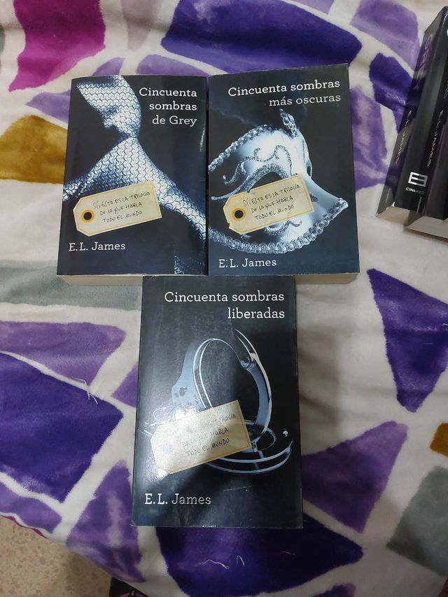 CINCUENTA SOMBRAS DE GREY