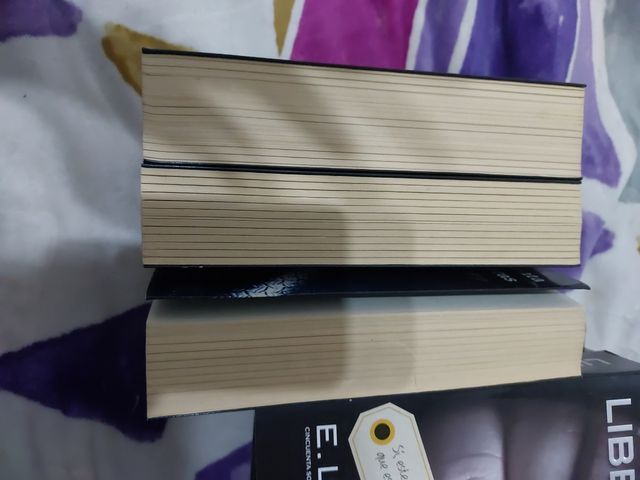 CINCUENTA SOMBRAS DE GREY