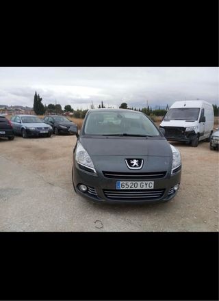 Peugeot 5008 2010