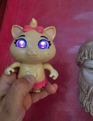 Smoby 44 Power Pilou Gatti Personaggio Luci Suoni