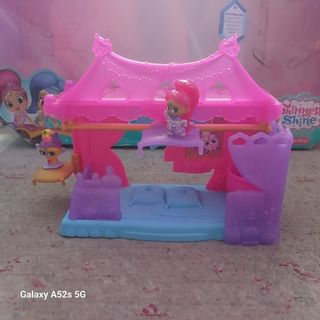 Shimmer&Shine casita con muñeca y masco