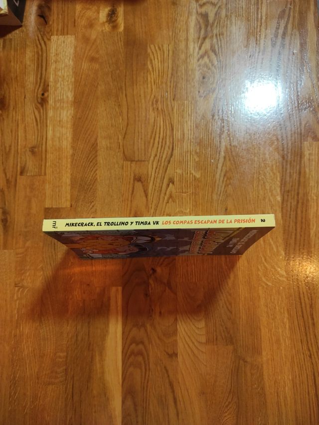 Compas 2. Los Compas escapan de la prisión