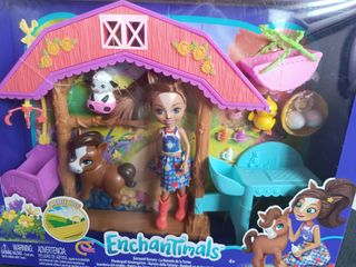 Enchantimal granja guarderia
