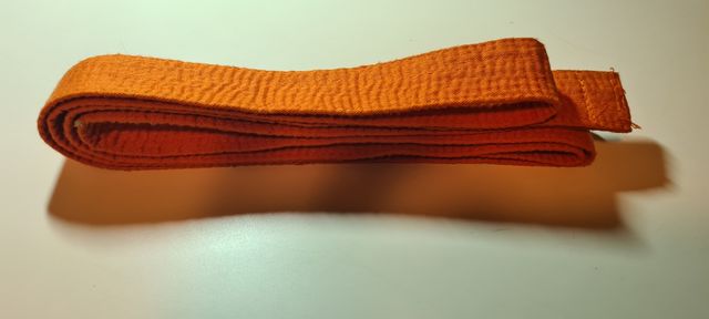 Cinturón judo naranja