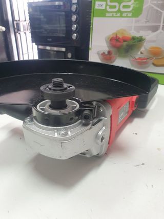 Radial/amoladora 230 mm seminueva/exposicion