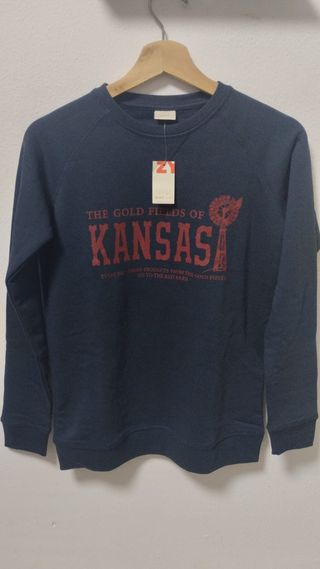 Sudadera color oscuro