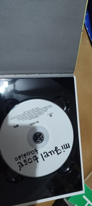 Libro y cd Miguel Bosé