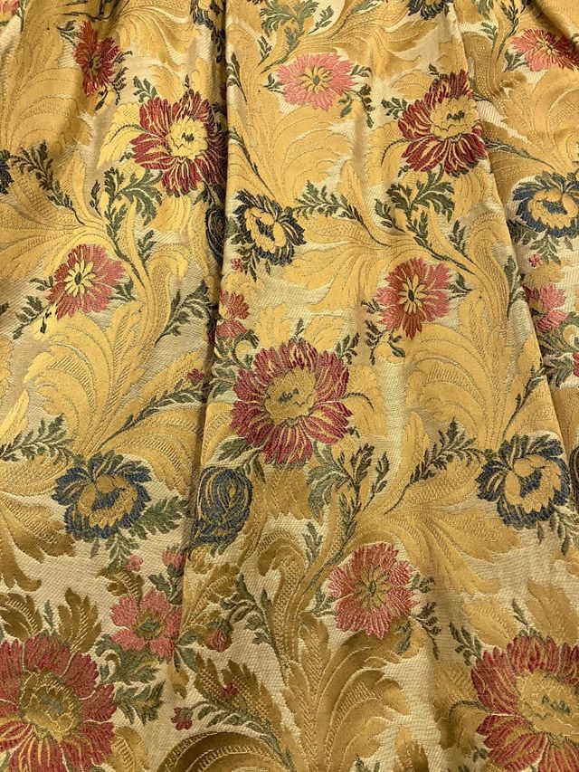 Traje fallera siglo XVIII