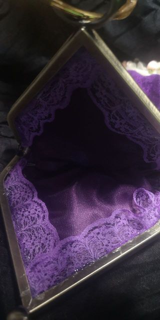 Bolso estilo antiguo (limosnero)
