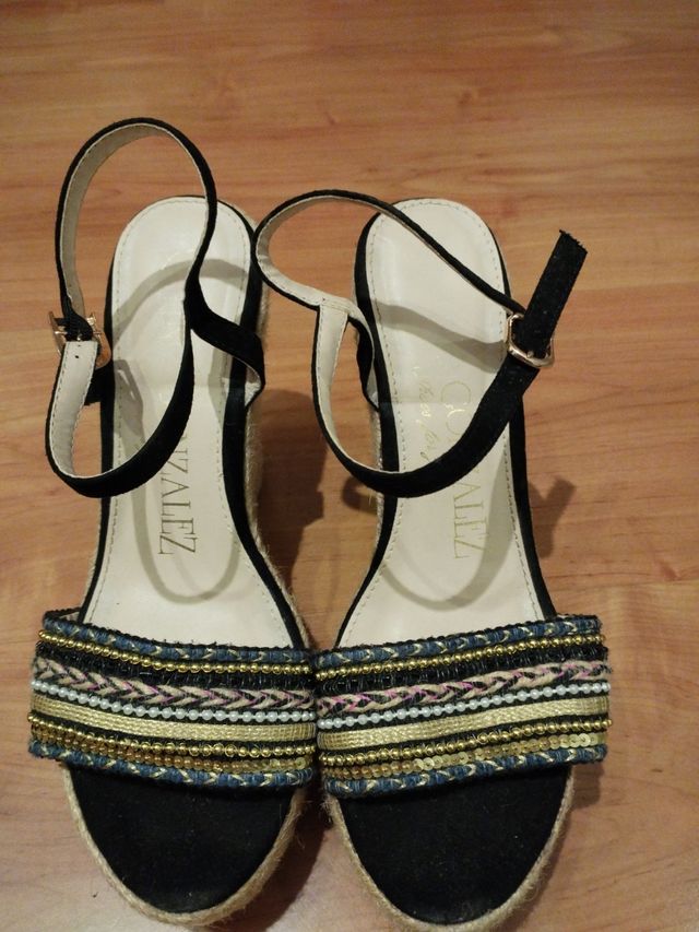 Sandalias Tino González