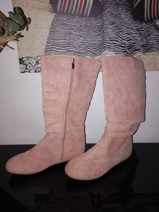 Botas rosas media pierna