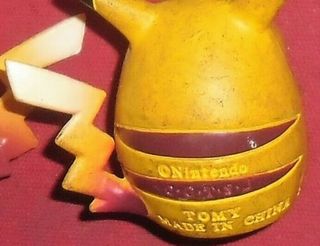 Lotto 3 Sfere Poke ball e Figures Pokemon,Pikachu