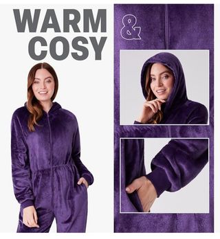 Pijama de una pieza ONESIE morado con capucha