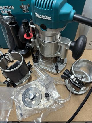 Fresadora Makita 