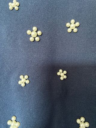 Vestido punto perlas zara