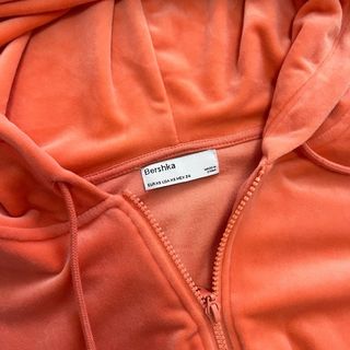 Sudadera short y top naranja