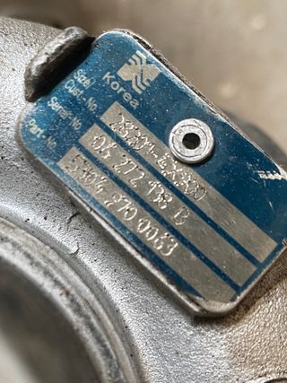 catalizador  turbo y colector de kia carnival 