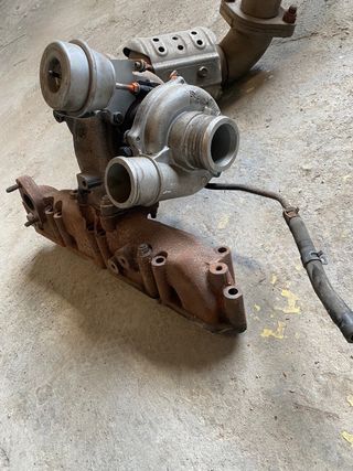 catalizador  turbo y colector de kia carnival 