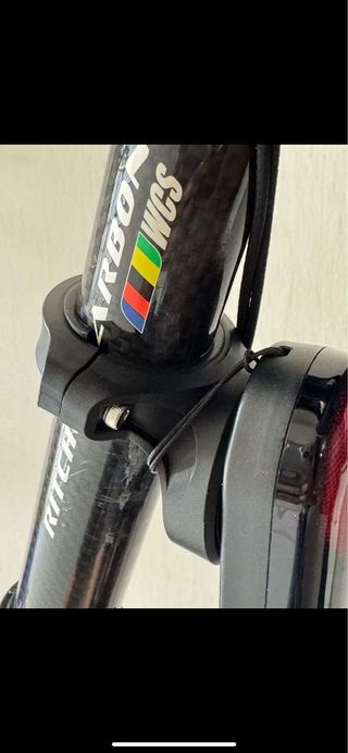 Soporte tija redonda garmin varia 27,2 y 31,2