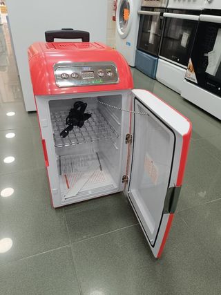 Mini nevera portátil frío y calor 