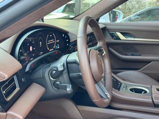 PORSCHE Taycan 4S