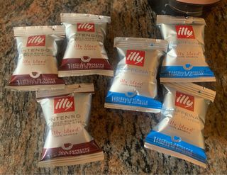 Cafetera Illy Mitaca Cápsulas