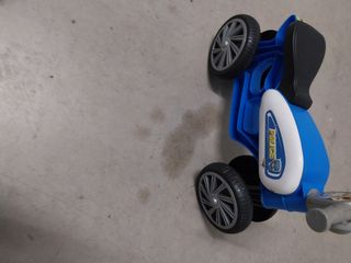 Se vende una motor de niños en buen estado