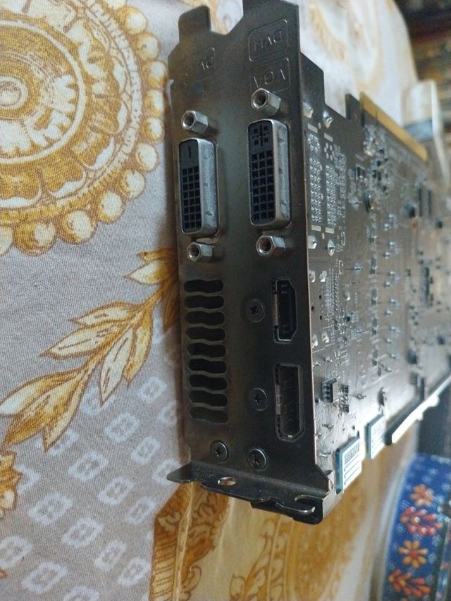 Scheda video asus 660