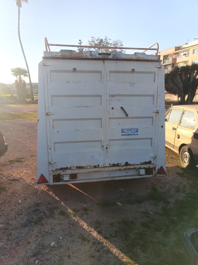 Remolque hasta 750kg alquiler