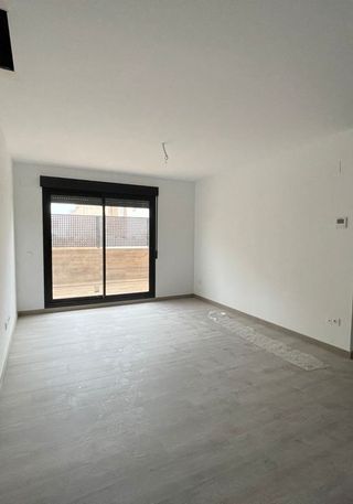ALQUILO ESTUDIO DE 1 HABITACION
