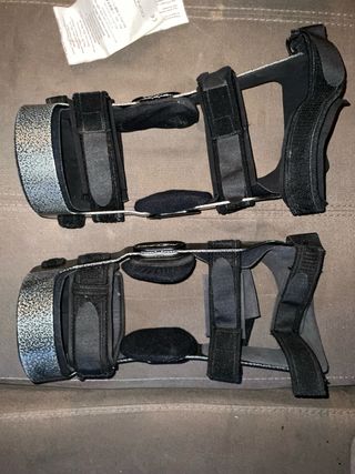 Pareja Rodilleras Donjoy Armor M