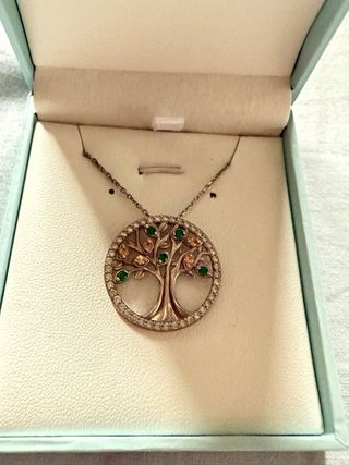 Collar del arbol de la vida.