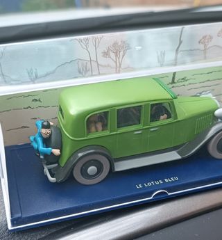 Figura Tintin y el loto azul 