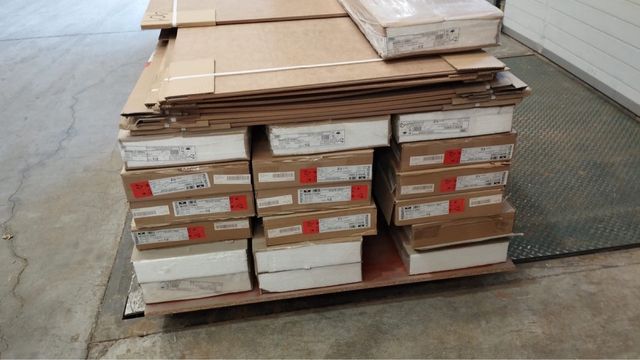 Lote 16 canapes NUEVOS DE FABRICA