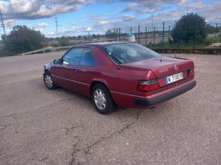 Mercedes-Benz Clase E 1992