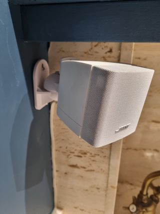 Amplificador DENON y BOSE