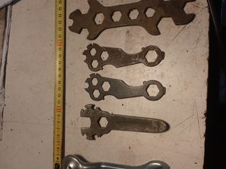 Llaves fijas múltiples antiguas