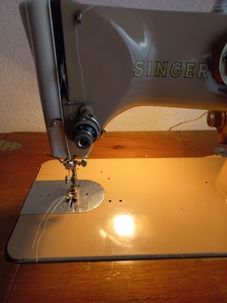 Máquina de coser Singer