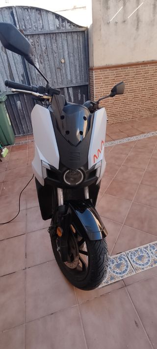 Moto eléctrica