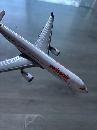 2 aviones para decoracion