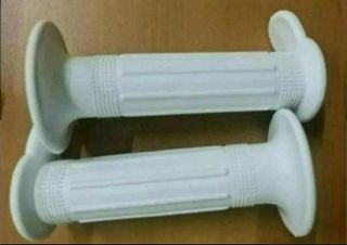 PAR PUÑOS BMX NUEVOS BLANCOS IDEAL LENGÜETA