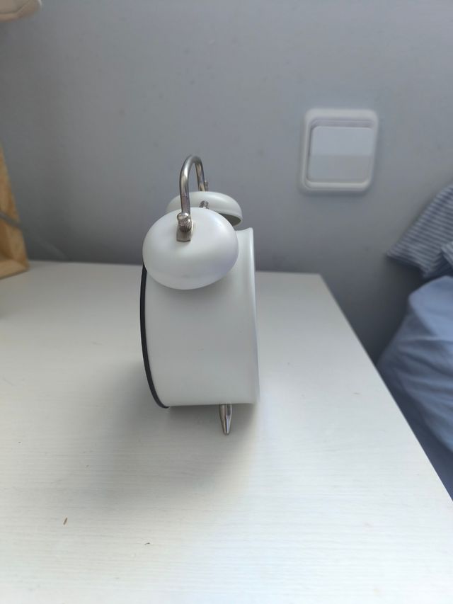Despertador ikea DEKAD