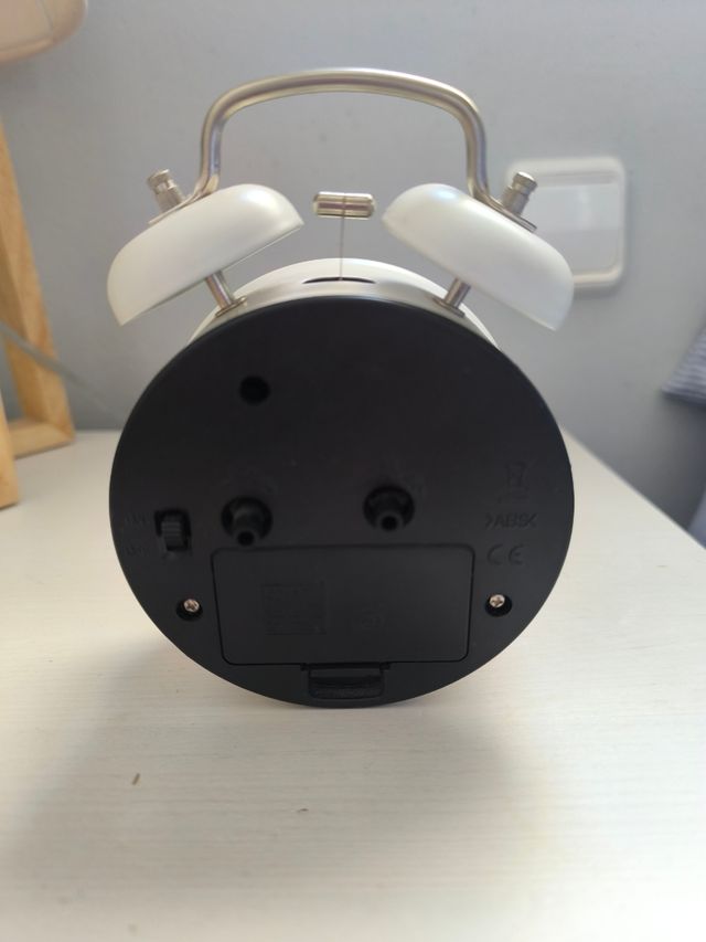 Despertador ikea DEKAD