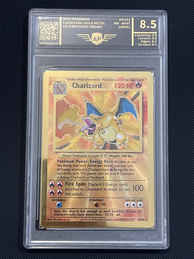 CHARIZARD METAL CELEBRACIONES INGLES AP 8.5